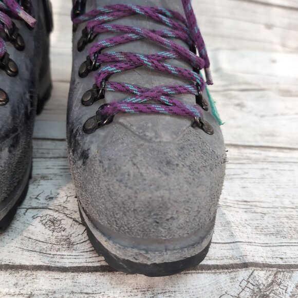 Scarpa Women’s Purple Suede Leather Hiking Mountaineering Boots Vibram Sole - Picture 2 of 10